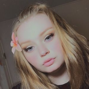 Meet your Posher, Allie